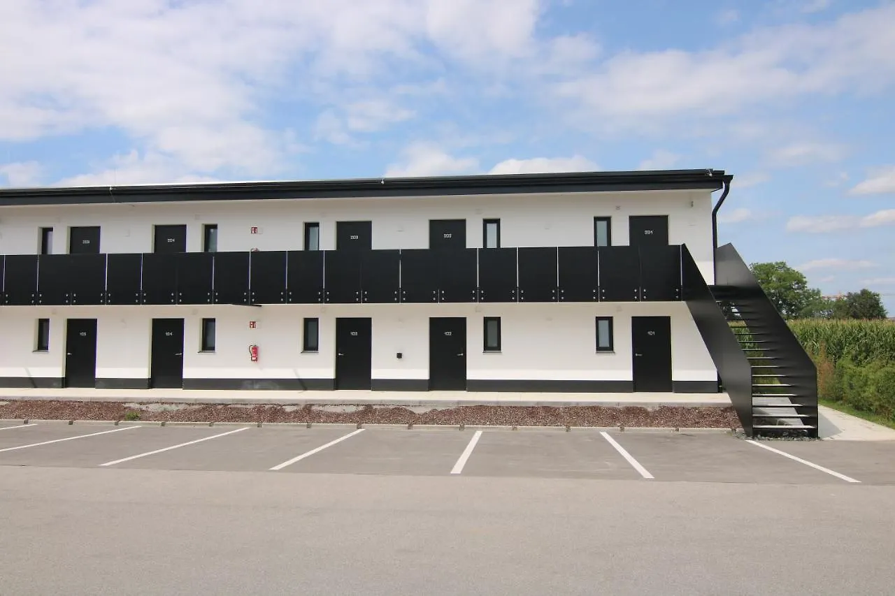 Oy Hotel By Wmm Hotels Oy-Mittelberg